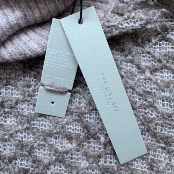 One Grey Day Sweater Mohair Wool Turtleneck Lightweight Pullover Size Small - Picture 14 of 16